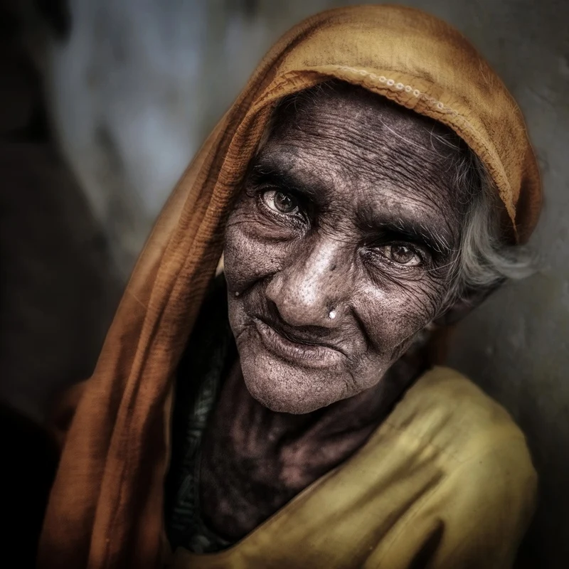 Old Woman Portrait, Varanasi.