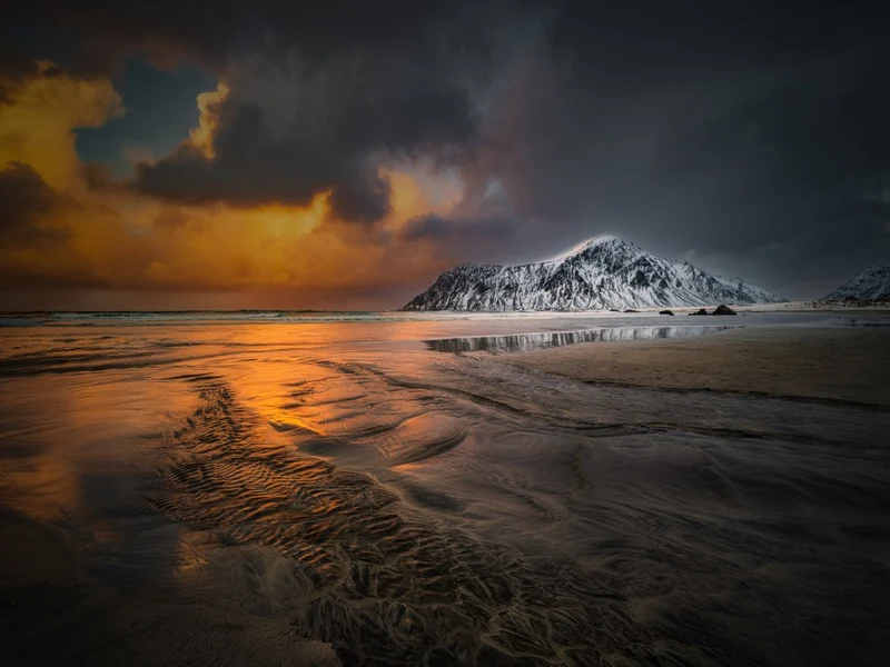 path of the sun