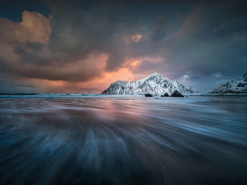 flakstad beach